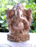 Ganesha... (15K)